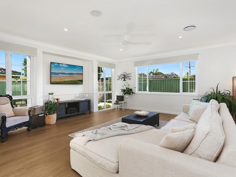 25 Denawen Street, Palm Beach QLD 4221