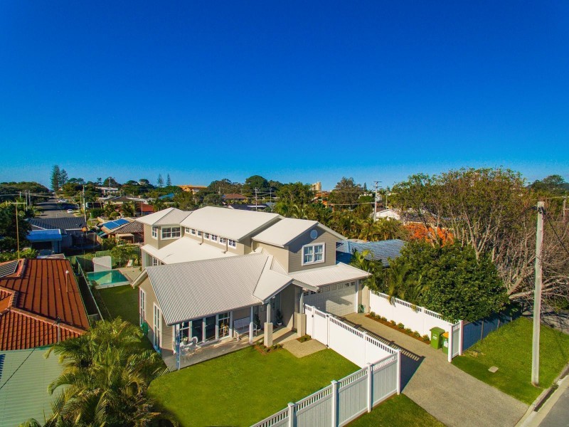 25 Denawen Street, Palm Beach QLD 4221