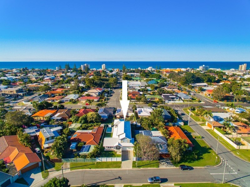 25 Denawen Street, Palm Beach QLD 4221