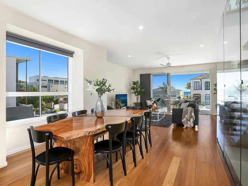 1/36 Jefferson Lane, Palm Beach QLD 4221