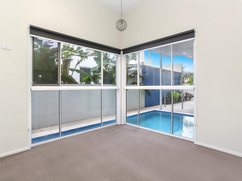 1/36 Jefferson Lane, Palm Beach QLD 4221