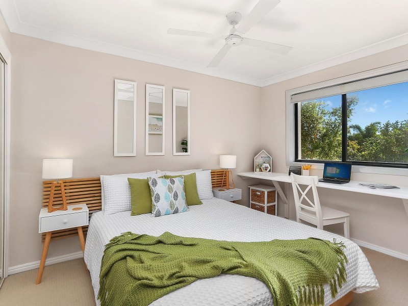 1/1246 Gold Coast Highway, Palm Beach QLD 4221