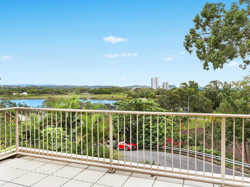 1/9 Dandaloo Drive, Currumbin QLD 4223