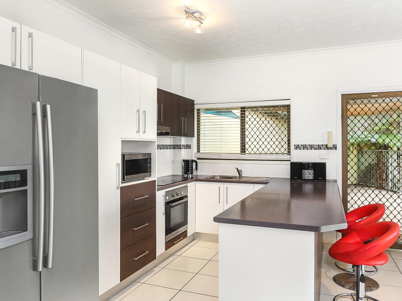 1/9 Dandaloo Drive, Currumbin QLD 4223