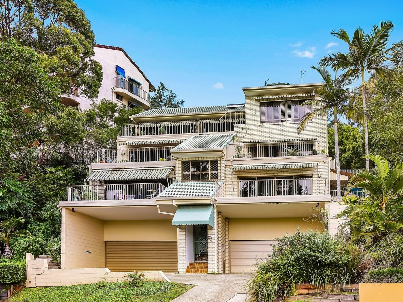 1/9 Dandaloo Drive, Currumbin QLD 4223