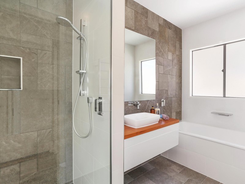 2/3 Second Avenue, Palm Beach QLD 4221