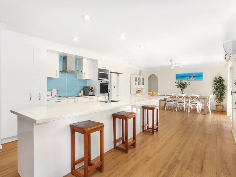 39 Galleon Way, Currumbin Waters QLD 4223