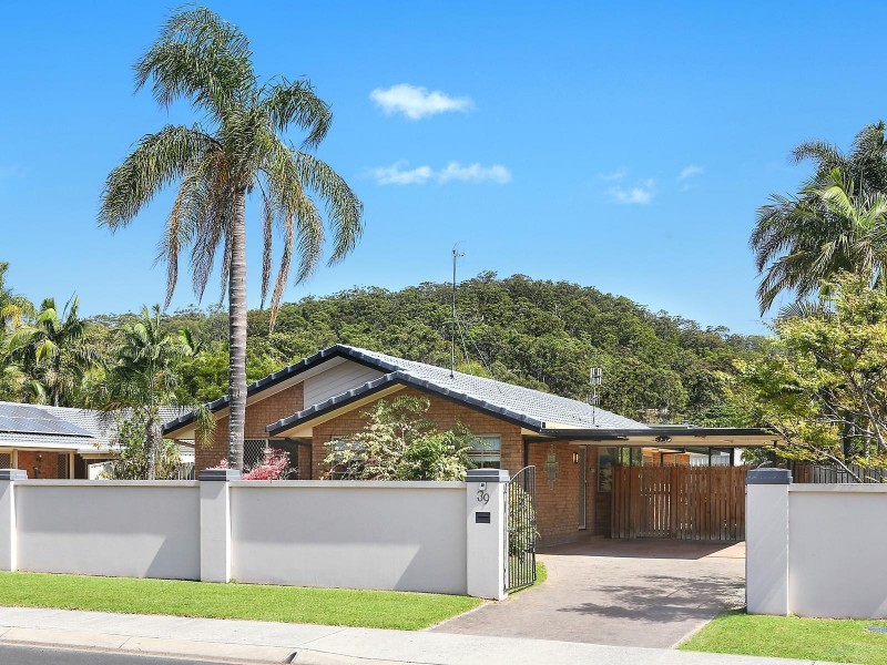 39 Galleon Way, Currumbin Waters QLD 4223