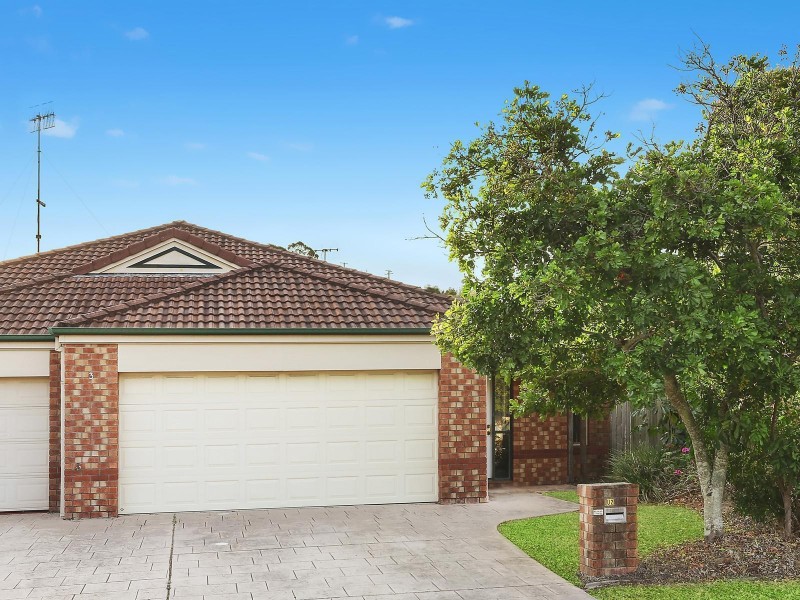 2/3 Rosewater Crescent, Tugun QLD 4224