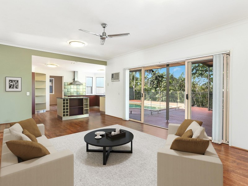 12 Jarrahdale Drive, Elanora QLD 4221