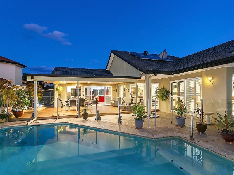 13 Kuranda Drive, Robina QLD 4226