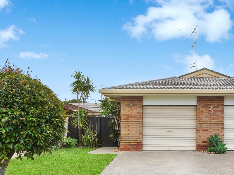 1/3 Snipe Street, Miami QLD 4220