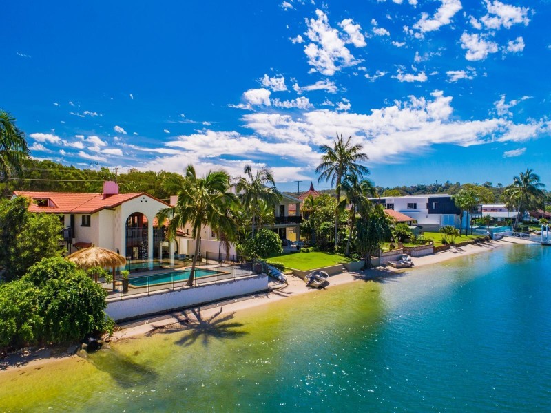 86 Mallawa Drive, Palm Beach QLD 4221