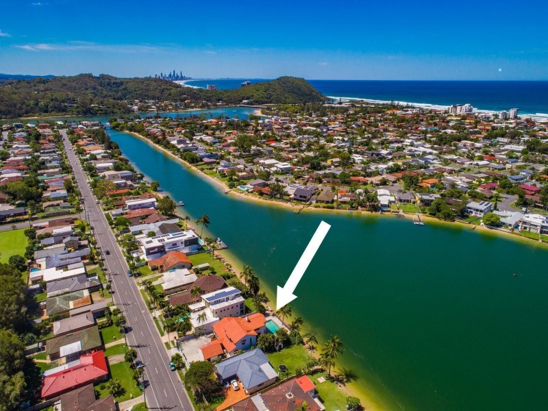 86 Mallawa Drive, Palm Beach QLD 4221