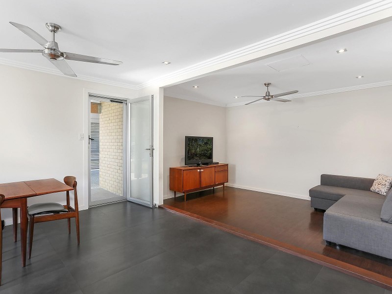 24 Leyte Avenue, Palm Beach QLD 4221