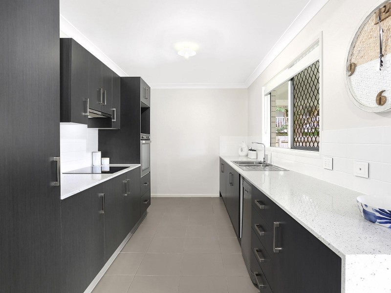 19 Flores Avenue, Palm Beach QLD 4221