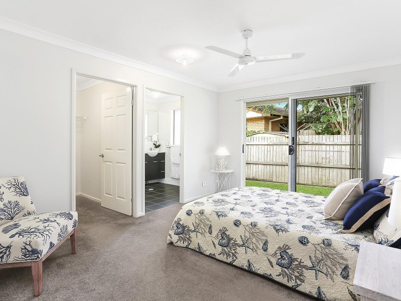 19 Flores Avenue, Palm Beach QLD 4221