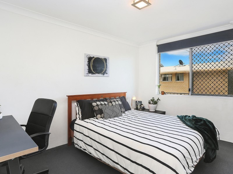 4/1398 Gold Coast Highway, Palm Beach QLD 4221