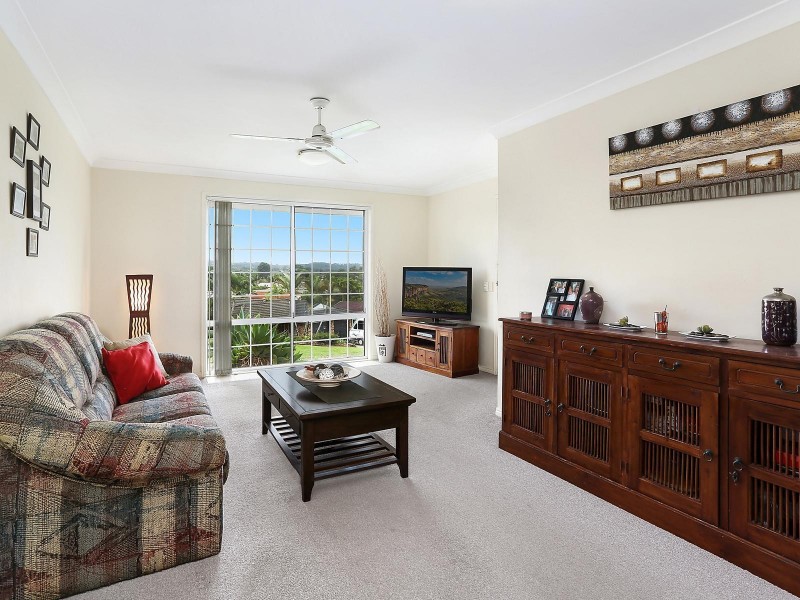 24 Zinnea Street, Elanora QLD 4221