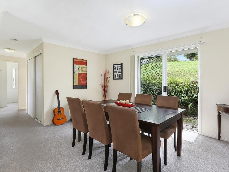 24 Zinnea Street, Elanora QLD 4221