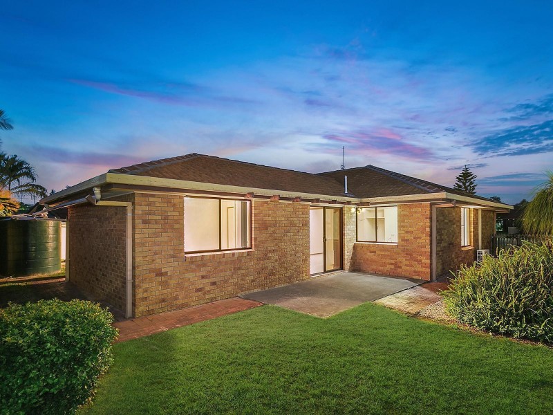 9 Amadeus Street, Elanora QLD 4221