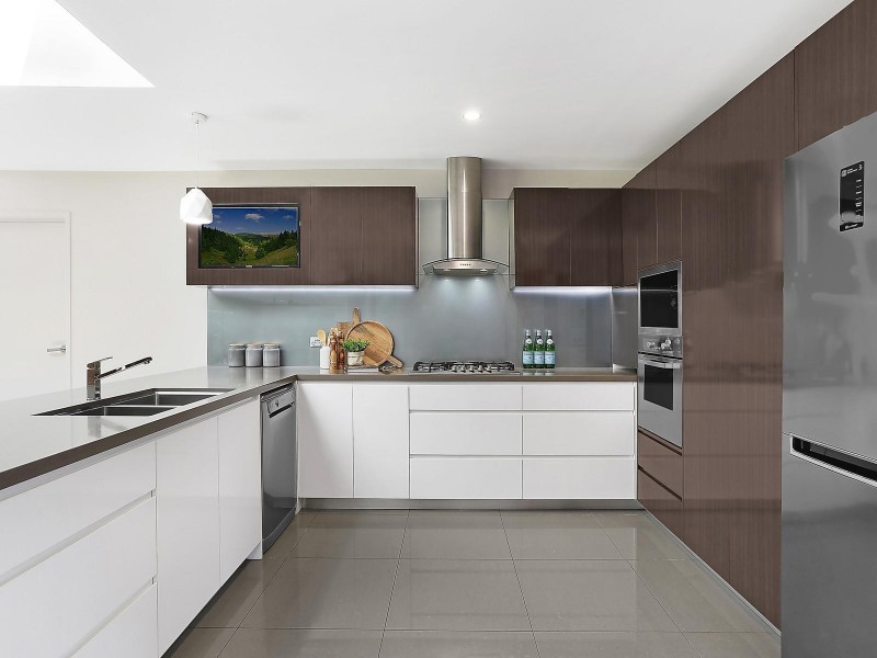 11 Larch Street, Tallebudgera QLD 4228