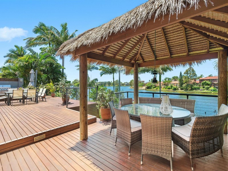 40 Pinnacle Court, Robina QLD 4226