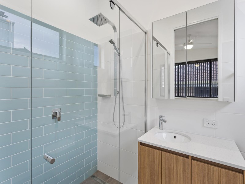 1/13 Twenty Third Avenue, Palm Beach QLD 4221