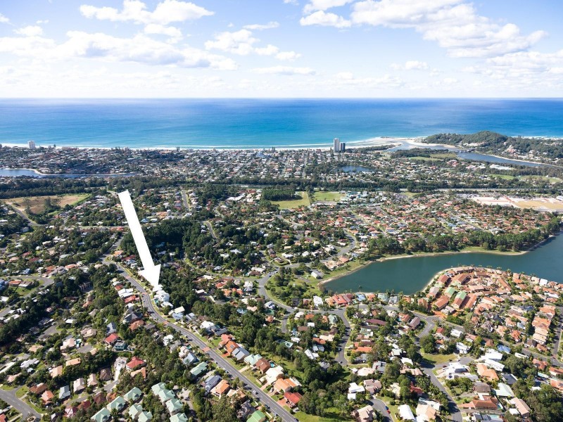 24 Doubleview Drive, Elanora QLD 4221
