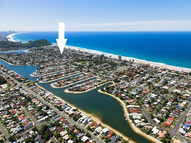 47 Twenty Fourth Avenue, Palm Beach QLD 4221