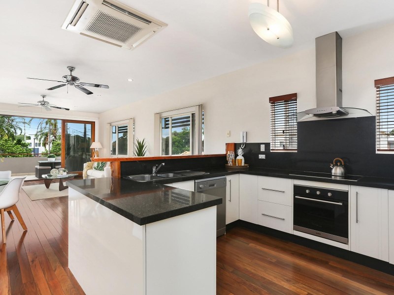 1/39 Laguna Avenue, Palm Beach QLD 4221