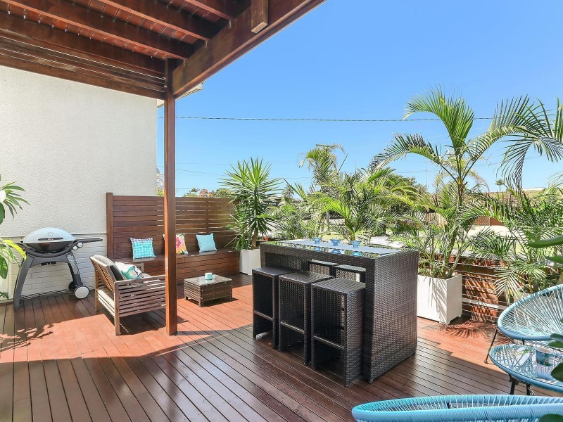 2/58 Palm Beach Avenue, Palm Beach QLD 4221