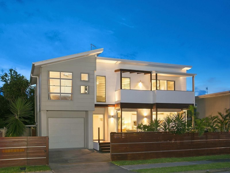 2/58 Palm Beach Avenue, Palm Beach QLD 4221