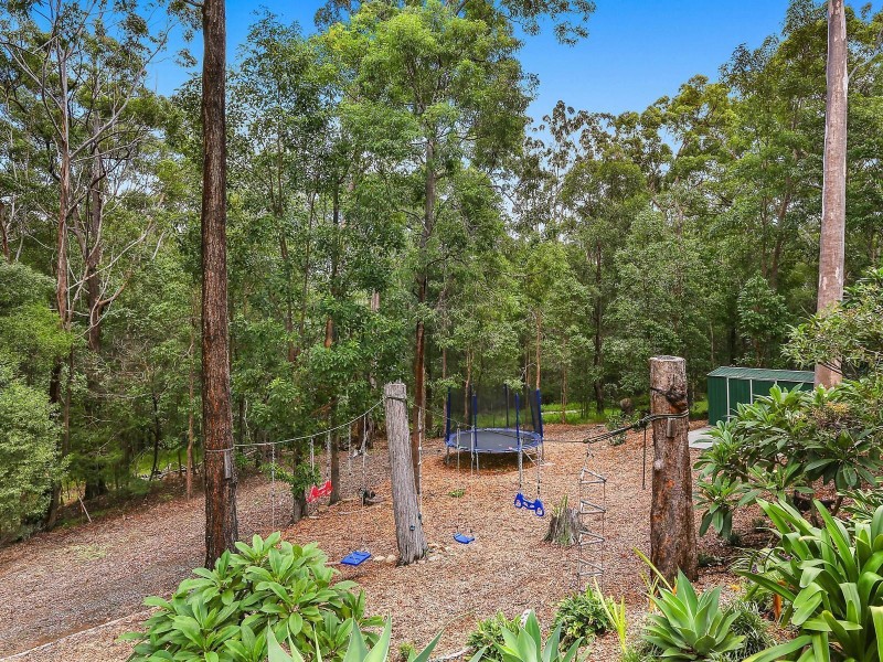 55 Simpsons Road, Elanora QLD 4221