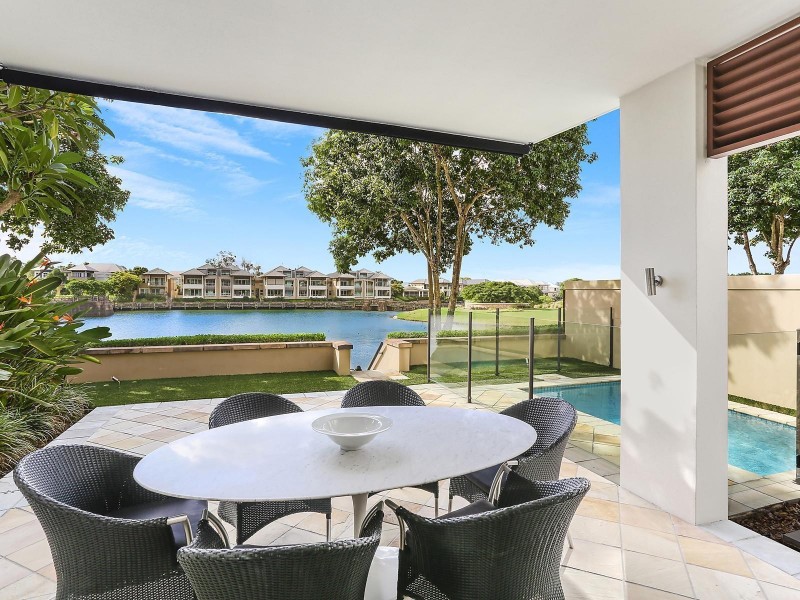 706 Glades Drive, Robina QLD 4226