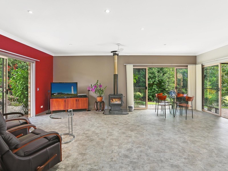 1205 Tallebudgera Creek Road, Tallebudgera Valley QLD 4228