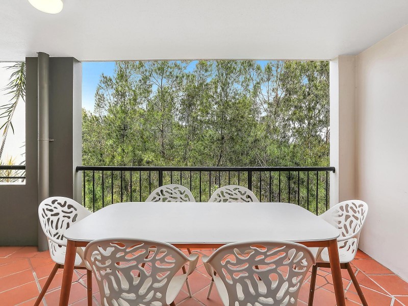 22/1 Great Hall Drive, Miami QLD 4220