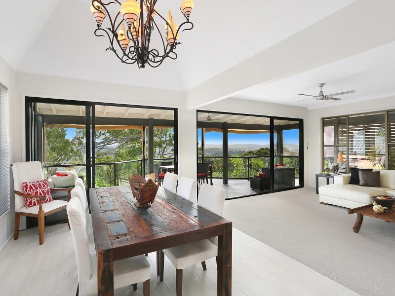 12 Pall Mall Avenue, Currumbin QLD 4223