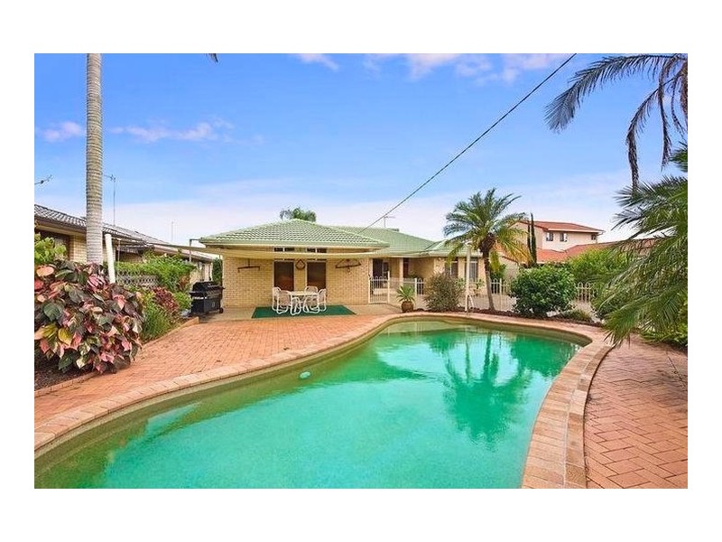 222  Mallawa Drive, Palm Beach QLD 4221