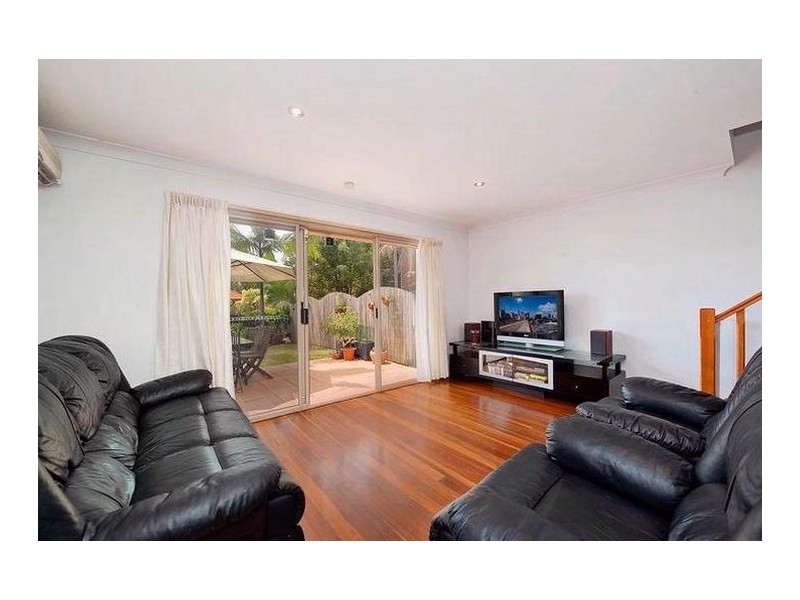 16/4 Sherwood Close, Mudgeeraba QLD 4213