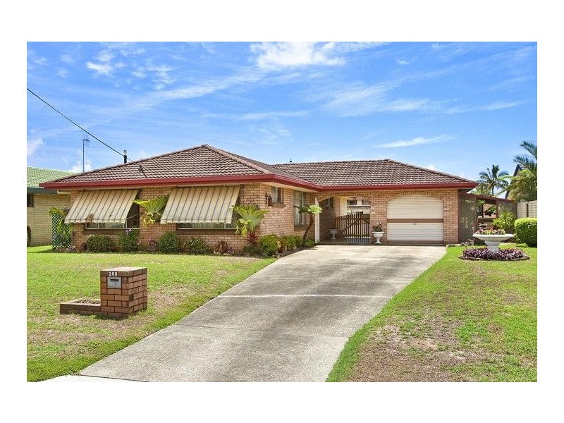 208 Mallawa Drive, Palm Beach QLD 4221
