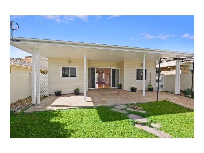 47 Annerley Avenue, Runaway Bay QLD 4216