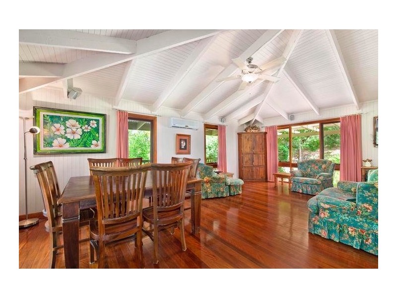 2 Ronelle Court, Tallebudgera QLD 4228
