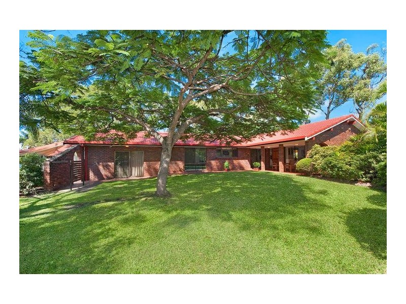 200 Burleigh Street, Burleigh Waters QLD 4220