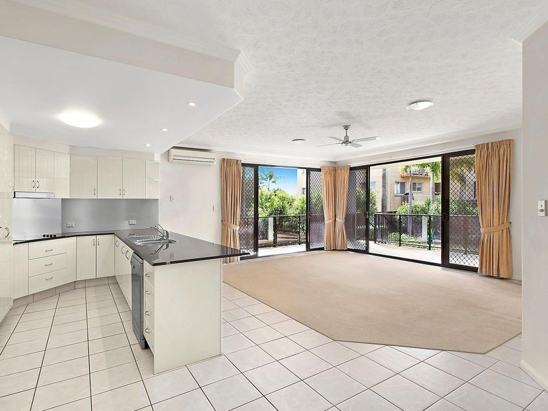 3/3 Johnston Street, Bilinga QLD 4225