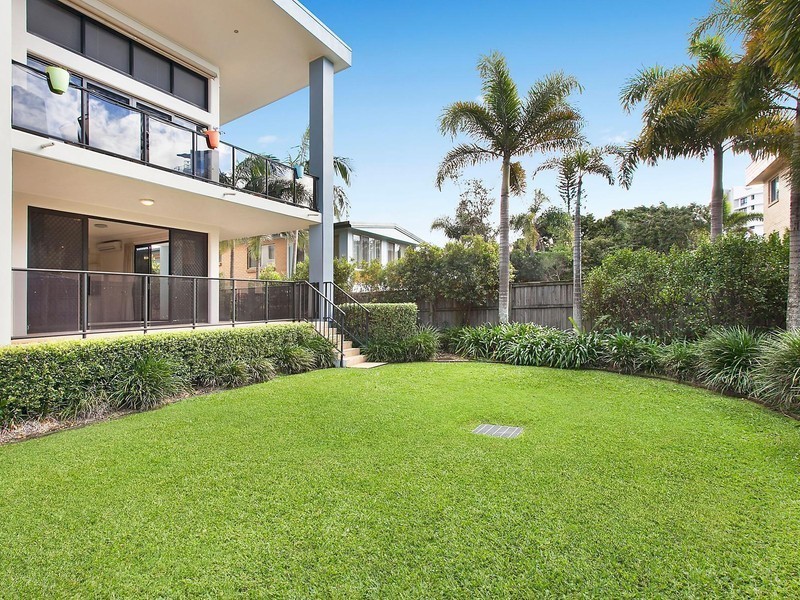 3/3 Johnston Street, Bilinga QLD 4225