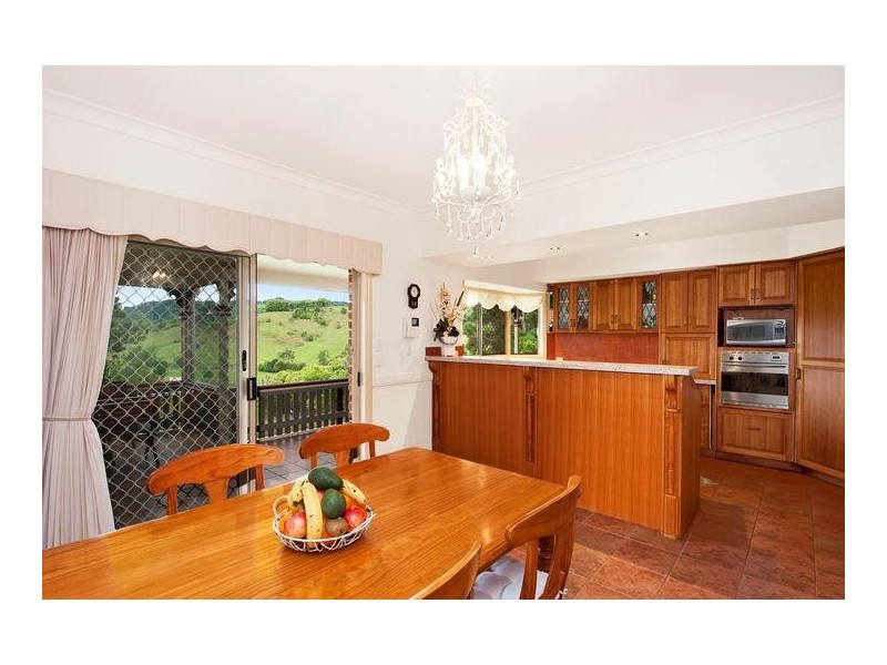 18 Pine Tree Place, Piggabeen NSW 2486