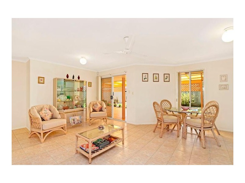 6  Rosnay Court, Banora Point NSW 2486