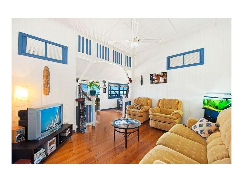 16 Tweed Street, Coolangatta QLD 4225