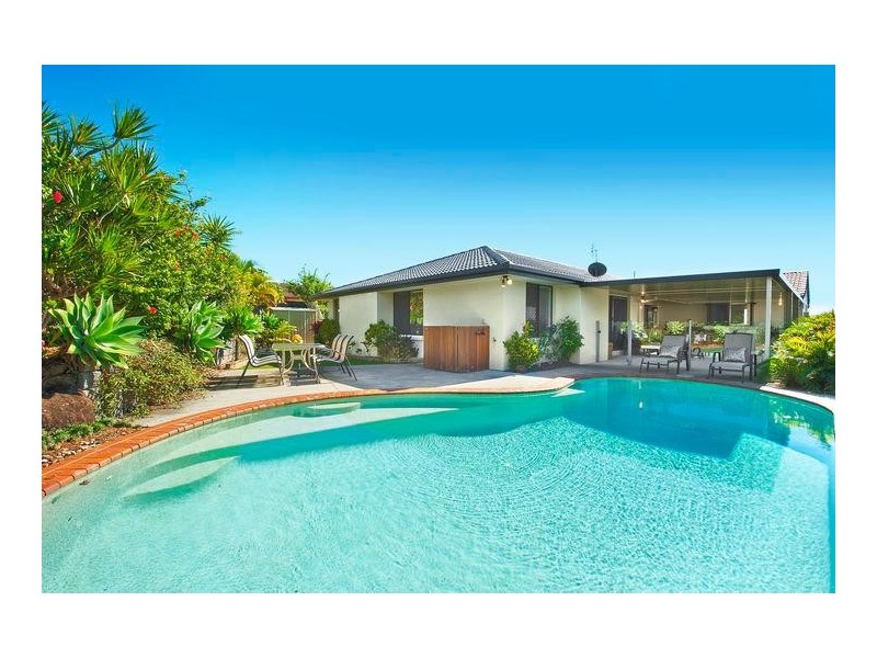 15 Oakland Parade, Banora Point NSW 2486